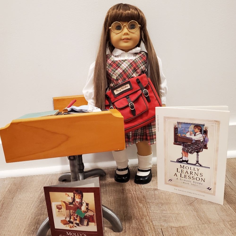 Pleasant company american girl molly school outfit desk bookbag good condition.